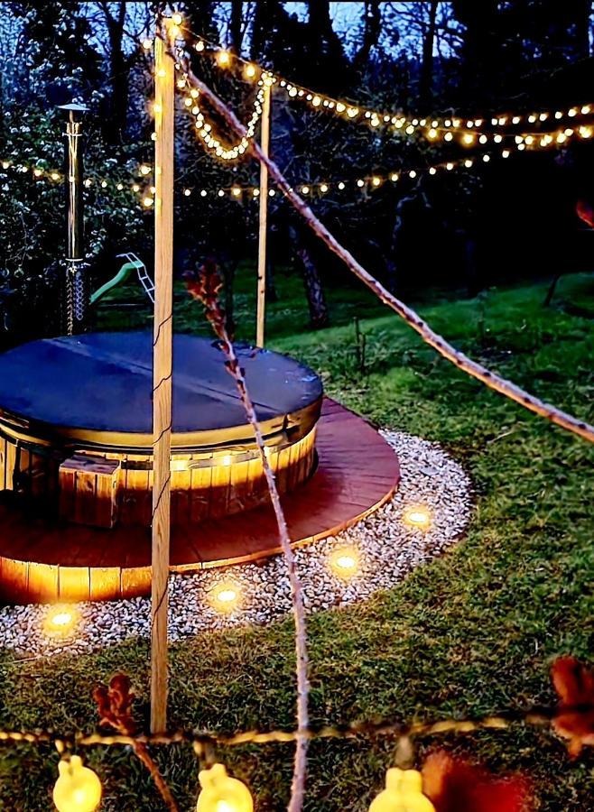 Kuca Za Odmor Malia Sa Spa Hot Tub Jacuzzijem - Nice And Cozy - Free Tickets To All City Attractions Thurdevac Luaran gambar